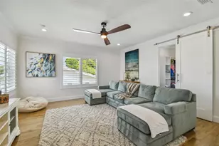 4835 W Bay Villa Ave, Tampa, FL 33611 - Photo 38