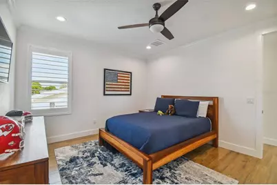 4835 W Bay Villa Avenue, Tampa, FL 33611 - Photo 36