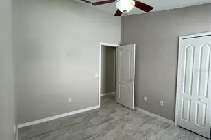 7445 Tower Bridge Dr, Wesley Chapel, FL 33545 - Photo 16