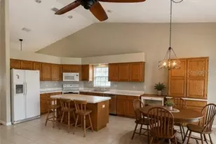 6741 Northlake Dr, Zephyrhills, FL 33542 - Photo 8