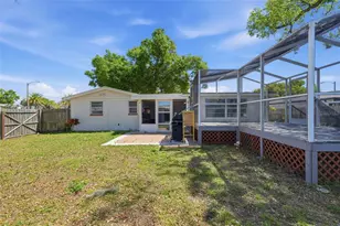 9825 Lakeside Ln, Port Richey, FL 34668 - Photo 40