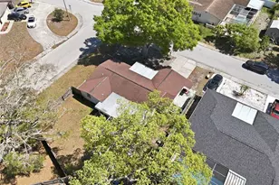 9825 Lakeside Ln, Port Richey, FL 34668 - Photo 36