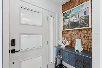 573 Boca Ciega Point Boulevard N, Saint Petersburg, FL 33708 - Photo 4