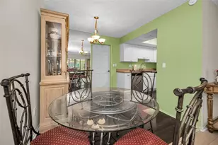 1121 Queen Anne Dr, Palm Harbor, FL 34684 - Photo 4