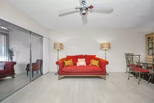 1121 Queen Anne Dr, Palm Harbor, FL 34684 - Photo 22