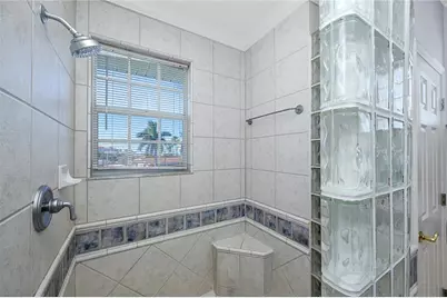 11145 3rd Street E, Treasure Island, FL 33706 - Photo 28