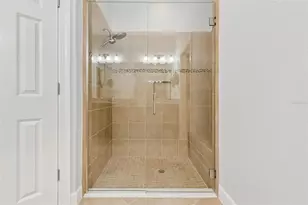 5830 Cavano Dr, Sarasota, FL 34231 - Photo 18