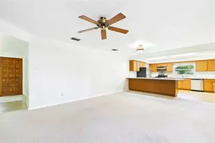 1601 Lark Ln, Brandon, FL 33510 - Photo 14