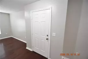 2449 Hibiscus Bay Ln, Brandon, FL 33511 - Photo 2