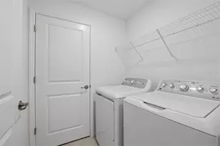 19223 Cherrystone Wy, Lakewood Ranch, FL 34211 - Photo 16