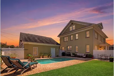 241 72nd Street N, Saint Petersburg, FL 33710 - Photo 2