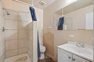 10047 N 53rd St, Temple Terrace, FL 33617 - Photo 18