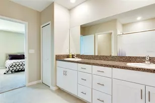 4914 Wild Senna Blvd, Tampa, FL 33619 - Photo 14