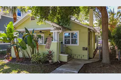146 13th Avenue NE, Saint Petersburg, FL 33701 - Photo 1