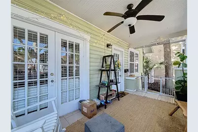 146 13th Avenue NE, Saint Petersburg, FL 33701 - Photo 8