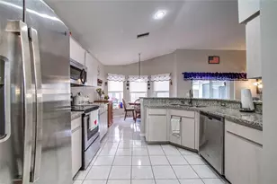 1716 Westerly Dr, Brandon, FL 33511 - Photo 8