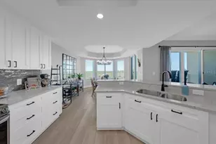 10851 Mangrove Cay Ln NE, Saint Petersburg, FL 33716 - Photo 14