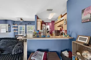 605 Cypress Park Ave, Tarpon Springs, FL 34689 - Photo 10