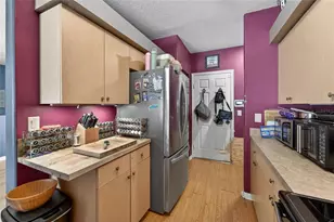605 Cypress Park Ave, Tarpon Springs, FL 34689 - Photo 12
