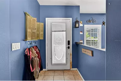 605 Cypress Park Avenue, Tarpon Springs, FL 34689 - Photo 2