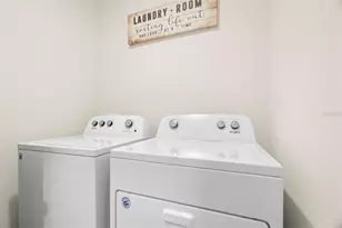 16316 Little Garden Dr, Wimauma, FL 33598 - Photo 18