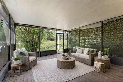 16110 Rambling Vine Drive W, Tampa, FL 33624 - Photo 4