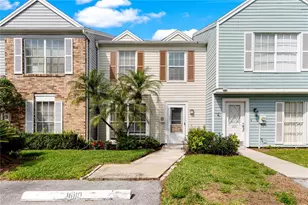 16110 Rambling Vine Dr W, Tampa, FL 33624 - Photo 8