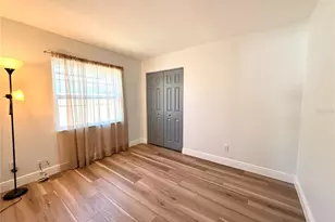 8335 Somerset Dr, Largo, FL 33773 - Photo 26