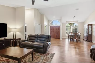 2729 Redford Court E, Clearwater, FL 33761 - Photo 8