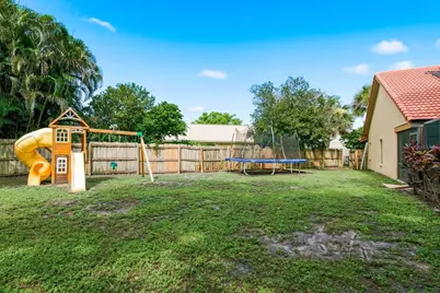 2729 Redford Court E, Clearwater, FL 33761 - Photo 48