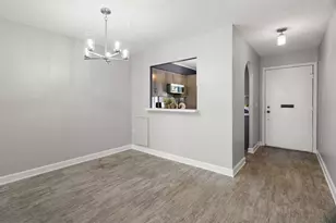 1276 Mission Cir, Clearwater, FL 33759 - Photo 8
