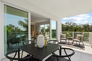 1020 Sunset Point Rd, Clearwater, FL 33755 - Photo 12