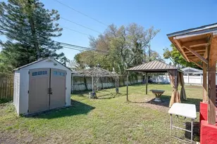 2214 Duncan Dr, Belleair Bluffs, FL 33770 - Photo 24