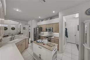 12410 Woodlands Cir, Dade City, FL 33525 - Photo 24