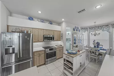 12410 Woodlands Circle, Dade City, FL 33525 - Photo 18