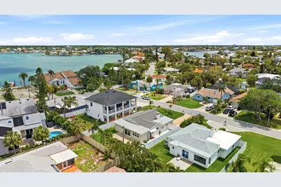 105 3rd Street, Belleair Beach, FL 33786 - Photo 48