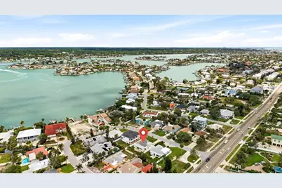 105 3rd Street, Belleair Beach, FL 33786 - Photo 52