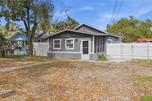920 E Annie St, Tampa, FL 33612 - Photo 1