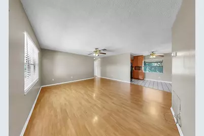 1006 Saxon Court, Brandon, FL 33510 - Photo 12