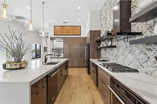 904 Anchorage Rd, Tampa, FL 33602 - Photo 14