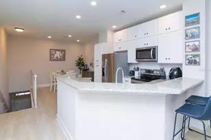 1036 Normandy Trace Rd, Tampa, FL 33602 - Photo 12