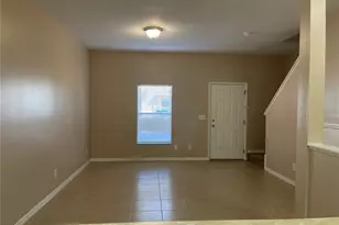 12013 Peach Grv Ct, Seffner, FL 33584 - Photo 4