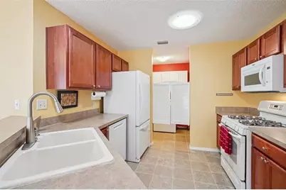 2368 Branchville Terrace, The Villages, FL 32162 - Photo 4