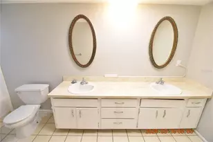 2562 Redwood Way, Clearwater, FL 33761 - Photo 40