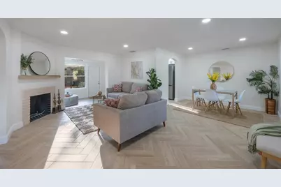 2649 46th Street S, Gulfport, FL 33711 - Photo 2