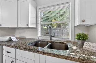 1777 28th Ave N, Saint Petersburg, FL 33713 - Photo 10