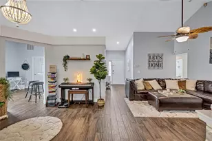 1640 Countrywood St, Tarpon Springs, FL 34689 - Photo 6