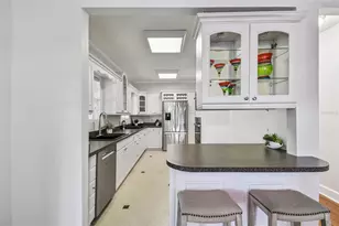 2908 W San Isidro St, Tampa, FL 33629 - Photo 16