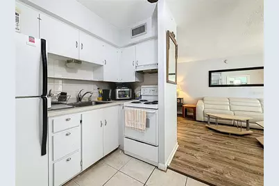 250 Rosery Road NW #228, Largo, FL 33770 - Photo 14