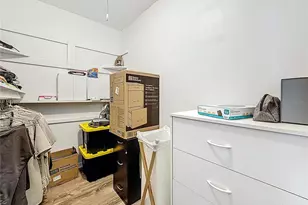 250 Rosery Rd NW, Largo, FL 33770 - Photo 20